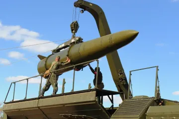 Шесть стран НАТО под прицелом: Россия развернула "Искандеры" в Калининграде (фото, видео)