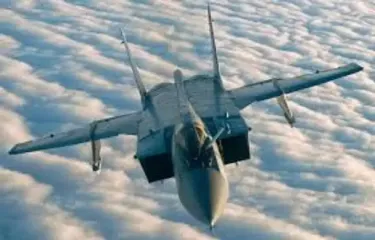 Військові навчання над Баренцевим морем: Росія відпрацювала удари "Кинджалами" по НАТО