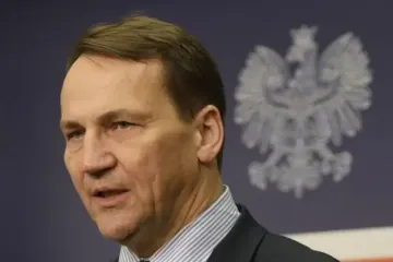 Сикорский объяснил, почему не сработают гарантии безопасности для Украины