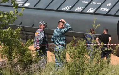 Горіли цистерни. ГУР і ССО атакували ключові залізничні гілки РФ, - джерела