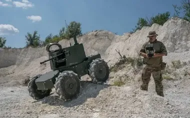 Роботы на фронте: как наземные дроны помогают воевать украинским бойцам — репортаж