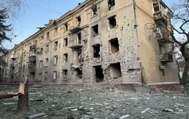 Россия ударила авиабомбами по Краматорску: 9 раненых и разрушенные многоэтажки