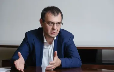Гетманцев назвав "дикі" пропозиції щодо роздачі грошей у програмі Кабміну