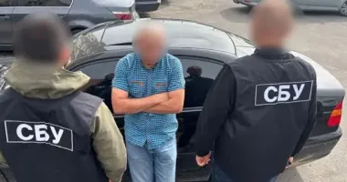 В Тернопольской области правоохранители задержали руководителя колледжа, который пообещал за деньги взять на работу мужчину и оформить ему отсрочку