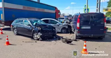 В Полтаве столкнулись два автомобиля: есть пострадавшие, в том числе ребенок