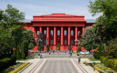 Стипендії студентам в Україні підвищать у два рази