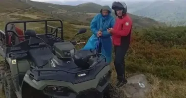 На Прикарпатье спасли туриста из Житомира, заблудившегося в горах