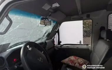 Day in Kherson region: Kherson and Beryslav districts under attack, casualties reported, including police officer and humanitarian workers among wounded. PHOTOS