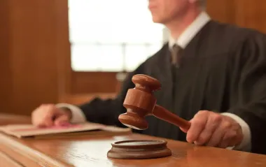 Україна із запізненням виконала зобов'язання перед МВФ і ЄС та створила два суди