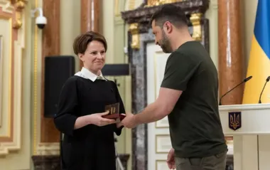 Президент нагородив працівницю ДТЕК орденом "За заслуги"