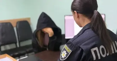 В Сумах женщина ударила сожителя ножом в шею во время ссоры