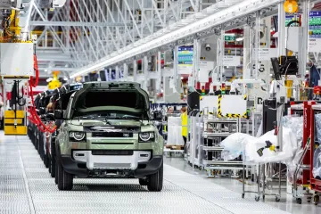Остановились производство и продажи: хакеры заблокировали работу Jaguar Land Rover
