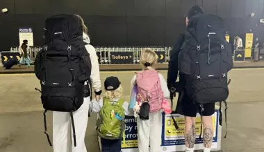 Тратят всего 2 тысячи гривен в день: семья с детьми уехала в кругосветку, продав все имущество