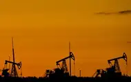 Нефть - ключ к миру? США закрывают трубу России