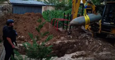 В Херсоне саперы изъяли неразорванную российскую авиабомбу