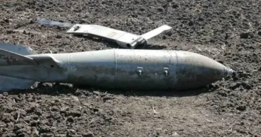 Росіяни вдарили КАБом по Інгульцю на Херсонщині: серед постраждалих – трирічна дівчинка