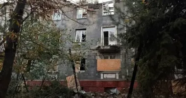 Россияне ударили дронами по гостинице в Краматорске
