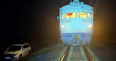 На Полтавщині приміський потяг збив жінку