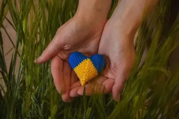 Дивовижно, але факт: українська мова офіційна не лише в Україні — де ще у світі розмовляють "солов'їною"