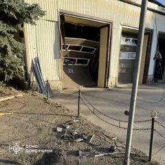 Оккупанты в День спасателя ударили по пожарной части в Дружковке (фото)