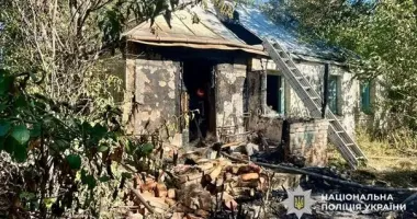 На Київщині під час пожежі у приватному будинку загинула жінка: подробиці трагедії