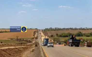 Russians prepare Mariupol as hub for offensives: build bypass road for equipment, cargo and military convoys. PHOTOS