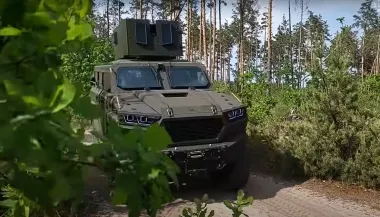 Бойцы Нацгвардии получили украинские бронемашины Inguar-3: что известно о технике (видео)