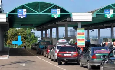 Новые правила на границе: Польша будет собирать отпечатки пальцев и сканировать лица украинцев