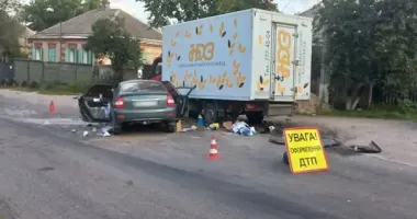 Лобове зіткнення на Харківщині: двоє загиблих, один травмований