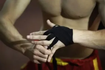 У Рівному хлопчик впав в кому після першого тренування з кікбоксингу: що відомо