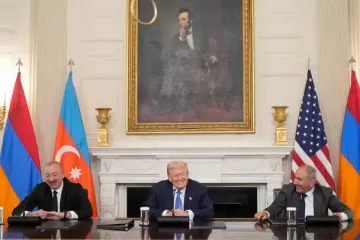 Трамп заявил, что остановил войну Албании и "Абербайджана"