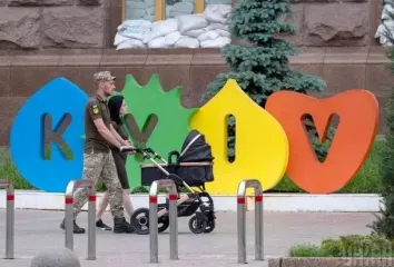 Может ли жена военного уйти в отпуск не по графику, а когда приехал муж
