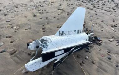 На пляжі у Латвія виявили уламок російського дрона "Гербера"