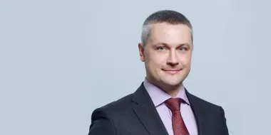 Один погиб, второй в реанимации: еще два топ-менеджера РФ решили свести счеты с жизнью (фото)