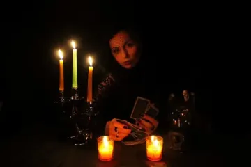 Ці методи відженуть всю нечисть: як захистити свій будинок від відьом - найкращі обереги