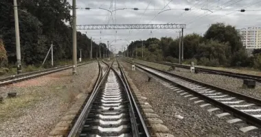 На Київщині пасажирський потяг збив на смерть жінку