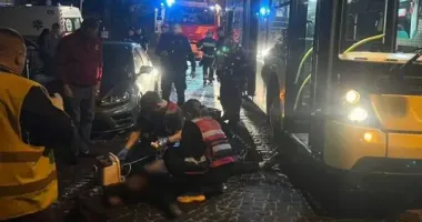 У центрі Львова тролейбус на смерть збив чоловіка