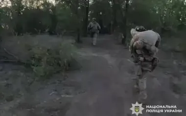 Pulled out from under fire and carried on his shoulders for hour: police officer with call sign Karabin saved life of seriously wounded colleague in Donetsk region. PHOTOS
