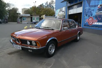 В Украине обнаружили редкий BMW 70-х с очень интересной историей (фото)