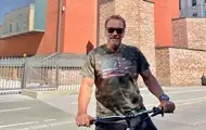 Шварценеггер пошутил про бывшую жену на церемонии в Голливуде