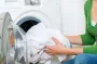 Как отбелить белые вещи в домашних условиях: что добавить в стиральную машину