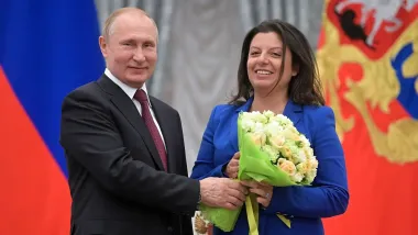 Выбирает парики: главред RT Маргарита Симоньян подтвердила, что у нее рак