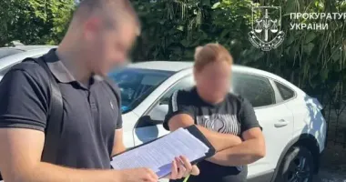 Чтобы сын сбежал за границу: в Киеве врачи поставили женщине "диагноз на заказ"