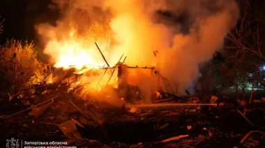 Російські війська скинула на Запоріжжя шість авіабомб: вирують пожежі
