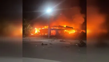 ВС РФ ударили баллистикой по Татарбунары: начался пожар в центре города, есть погибшие (видео)