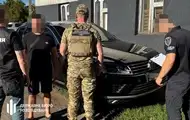 Переправлял уклонистов за границу: в Харькове задержали экс-правоохранителя