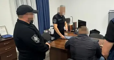 В Ровенской области командир в/ч заставлял подчиненных строить его дом