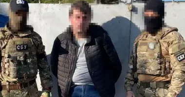 У Херсоні медбрат коригував удари росіян по місту: СБУ затримала агента ФСБ