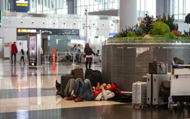 Безпілотники в повітряному просторі Данії, закритий аеропорт, - Reuters