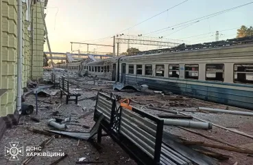 "Имеем обесточивание": "Укрзализныця" сообщила о задержках поездов из-за российских обстрелов